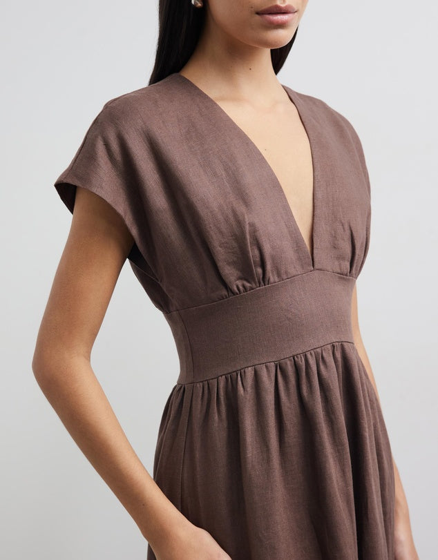 V-Neck Linen Maxi Dress | FREIOM®